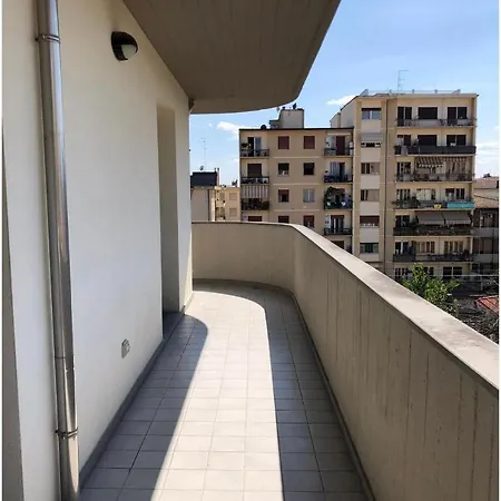 3 Minutes From Station Arezzo