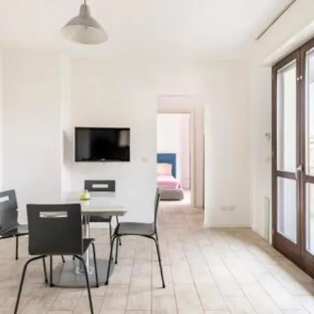 3 Minutes From Station Apartamento *